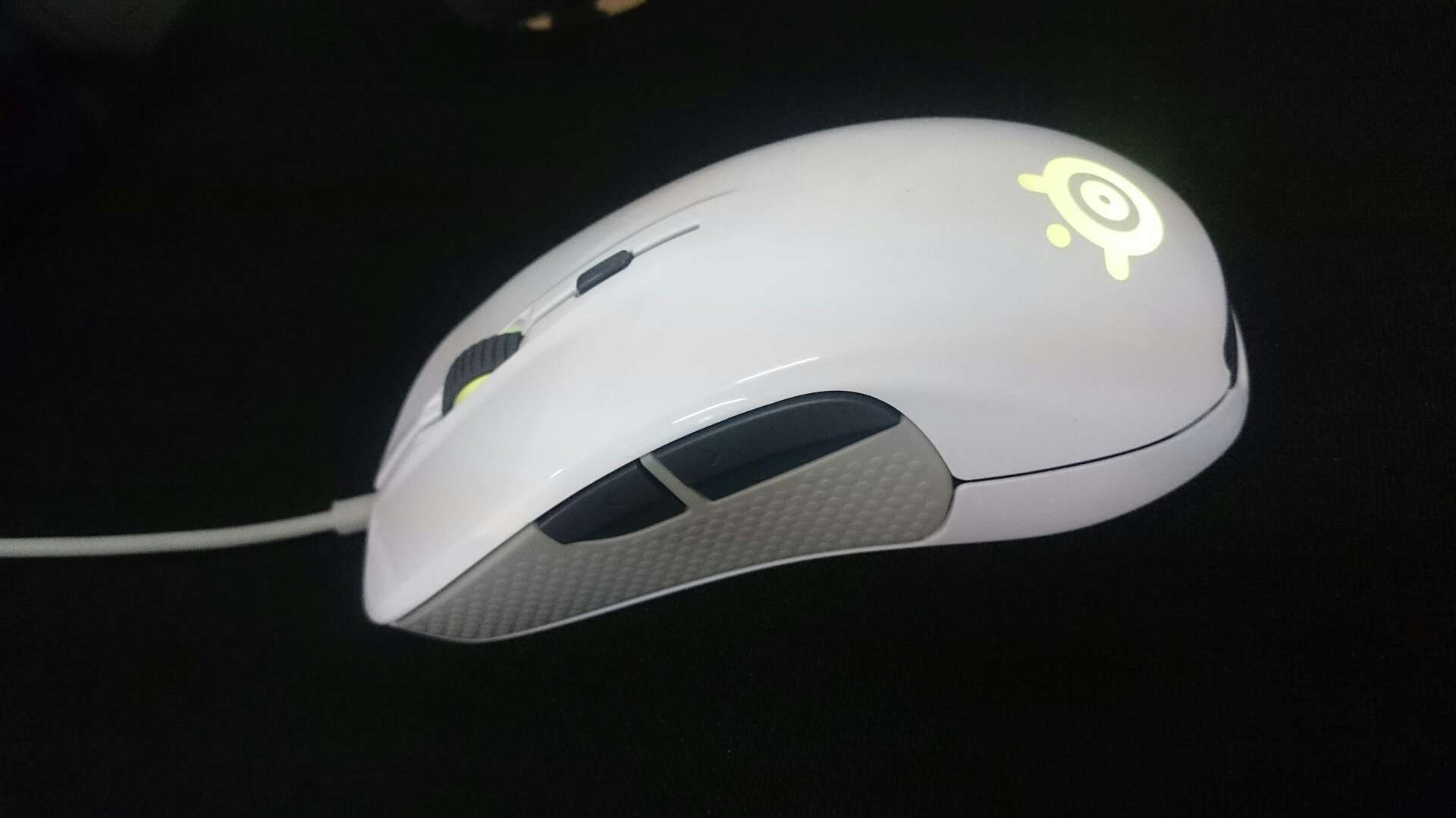 【赛睿steelseries rival 300光学游戏鼠标怎么样】